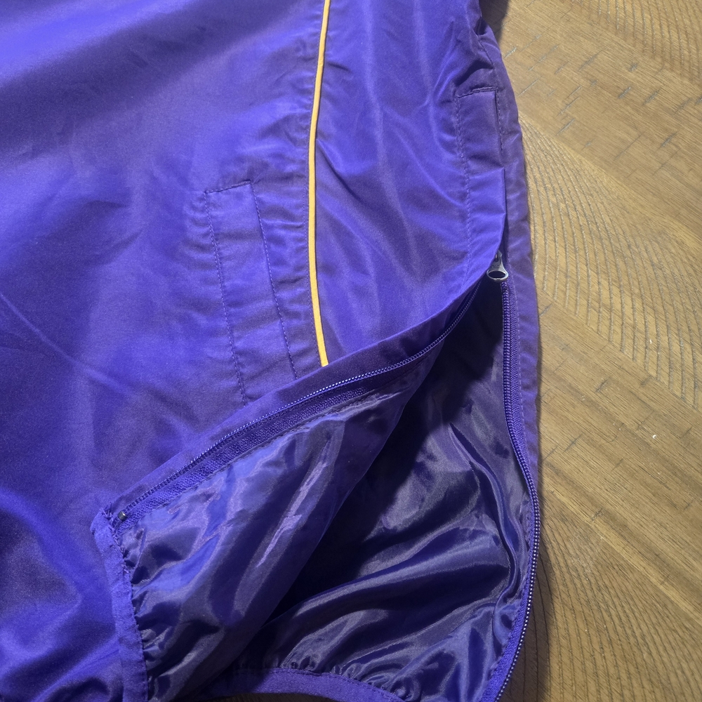 NBA Lakers Jacket - image 4